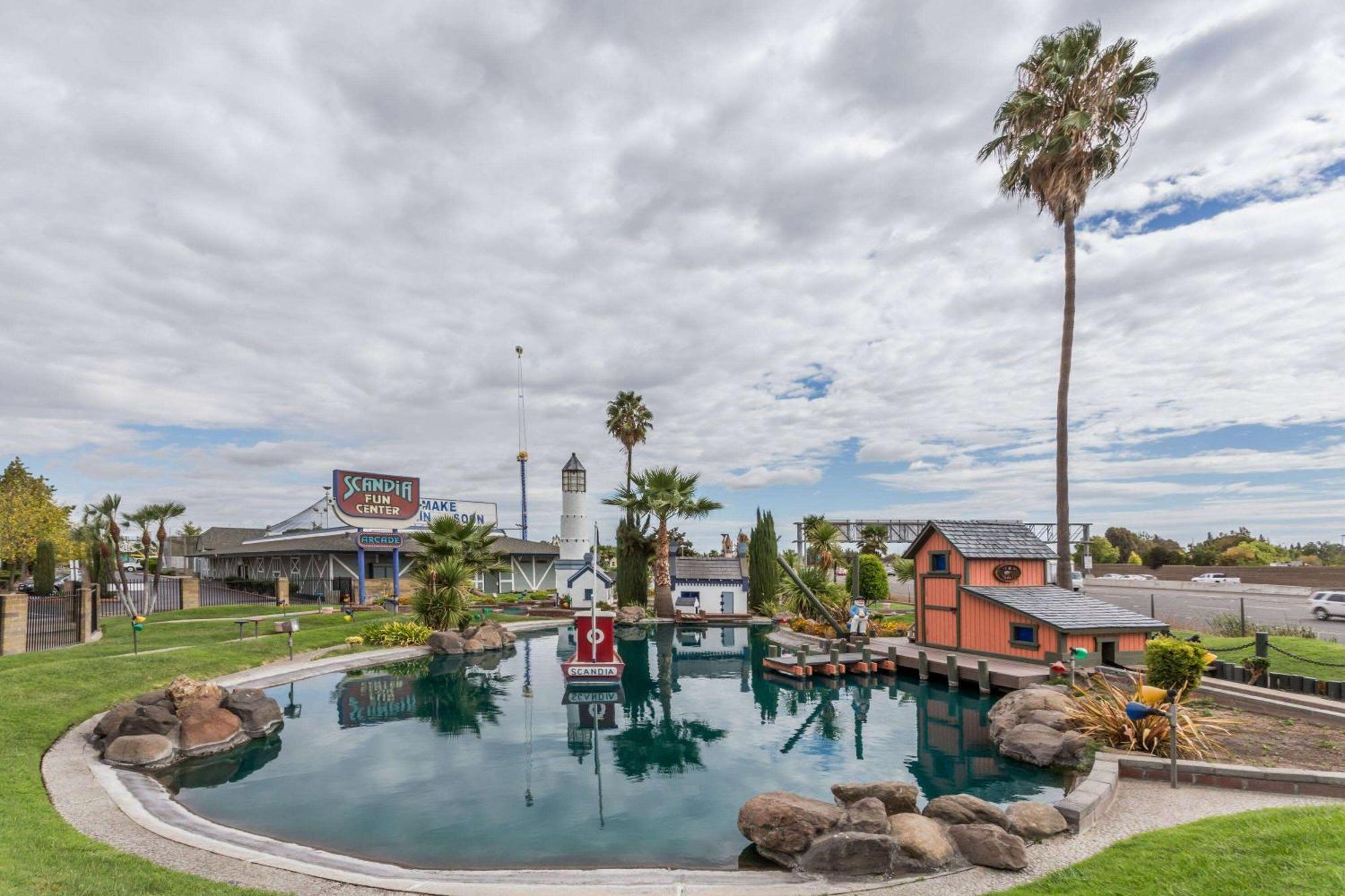 Super 8 By Wyndham Sacramento Ξενοδοχείο Carmichael Εξωτερικό φωτογραφία