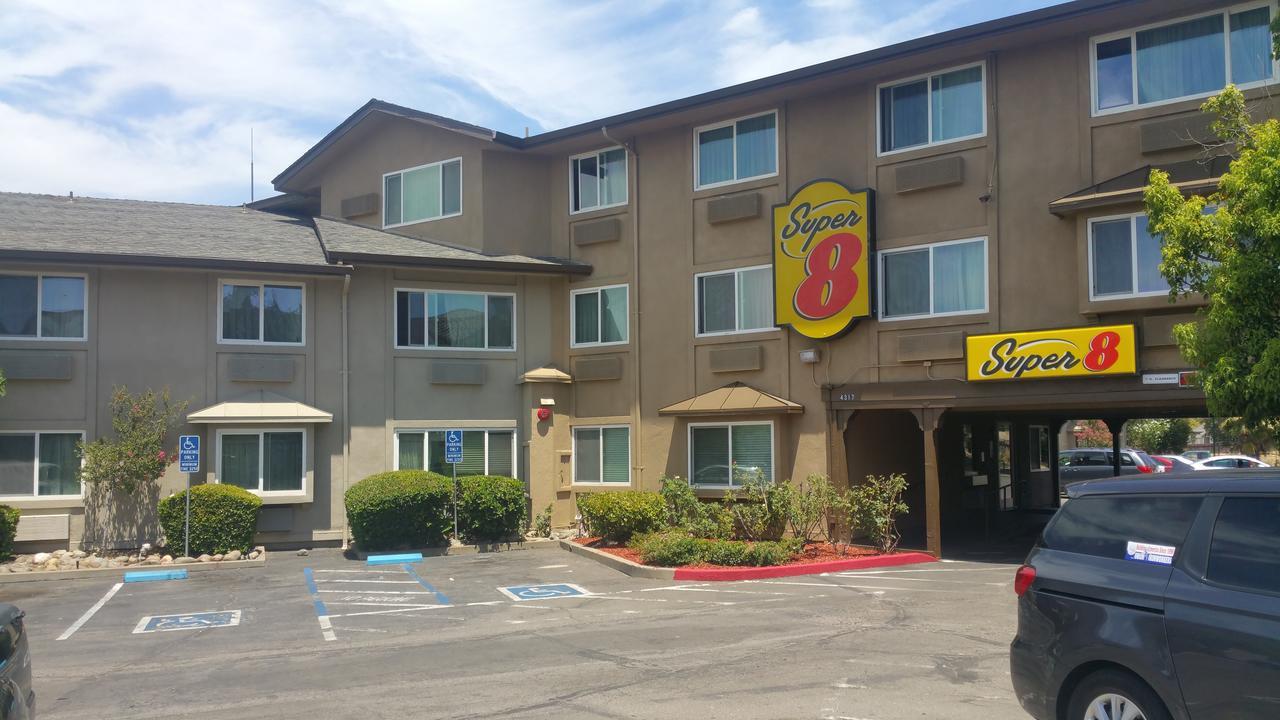 Super 8 By Wyndham Sacramento Ξενοδοχείο Carmichael Εξωτερικό φωτογραφία