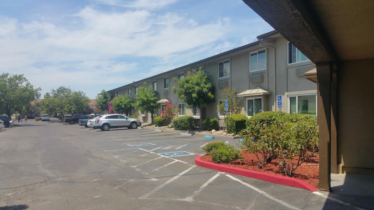 Super 8 By Wyndham Sacramento Ξενοδοχείο Carmichael Εξωτερικό φωτογραφία