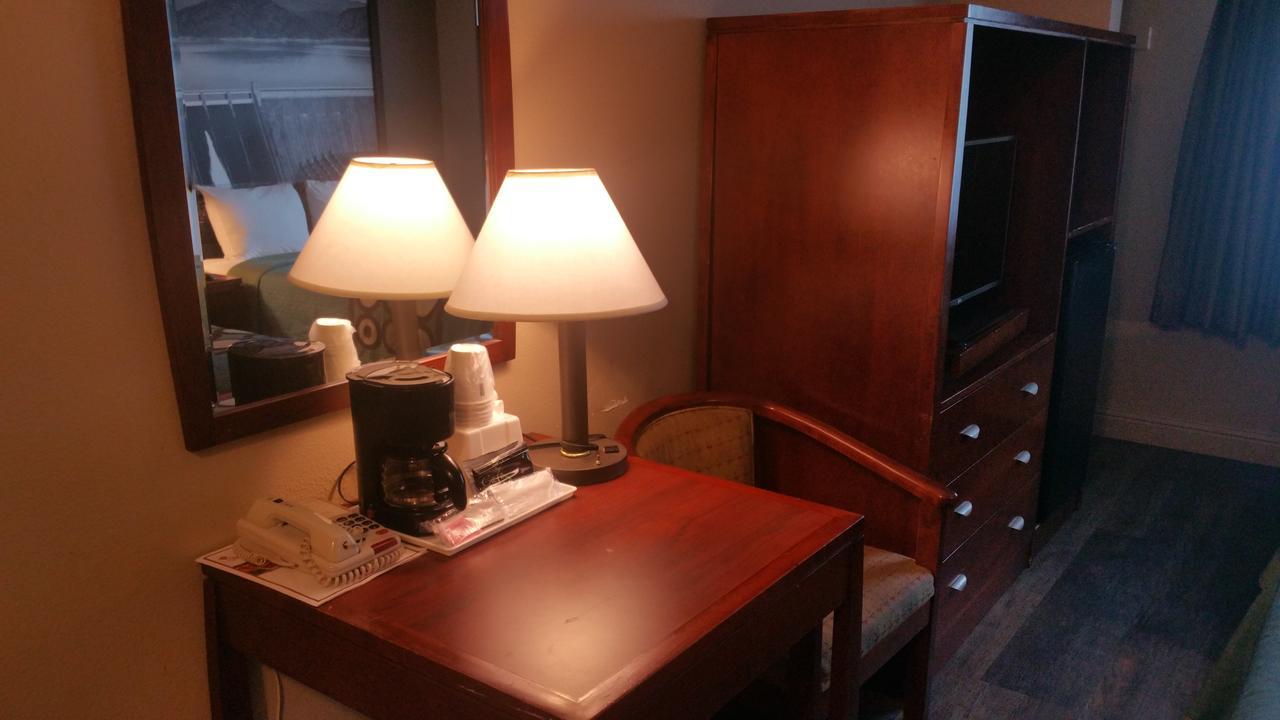 Super 8 By Wyndham Sacramento Ξενοδοχείο Carmichael Εξωτερικό φωτογραφία