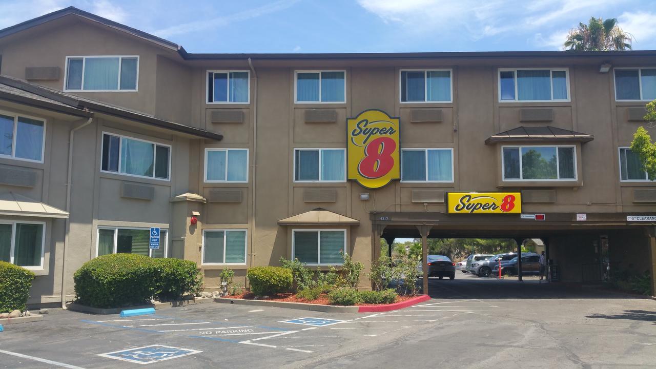 Super 8 By Wyndham Sacramento Ξενοδοχείο Carmichael Εξωτερικό φωτογραφία